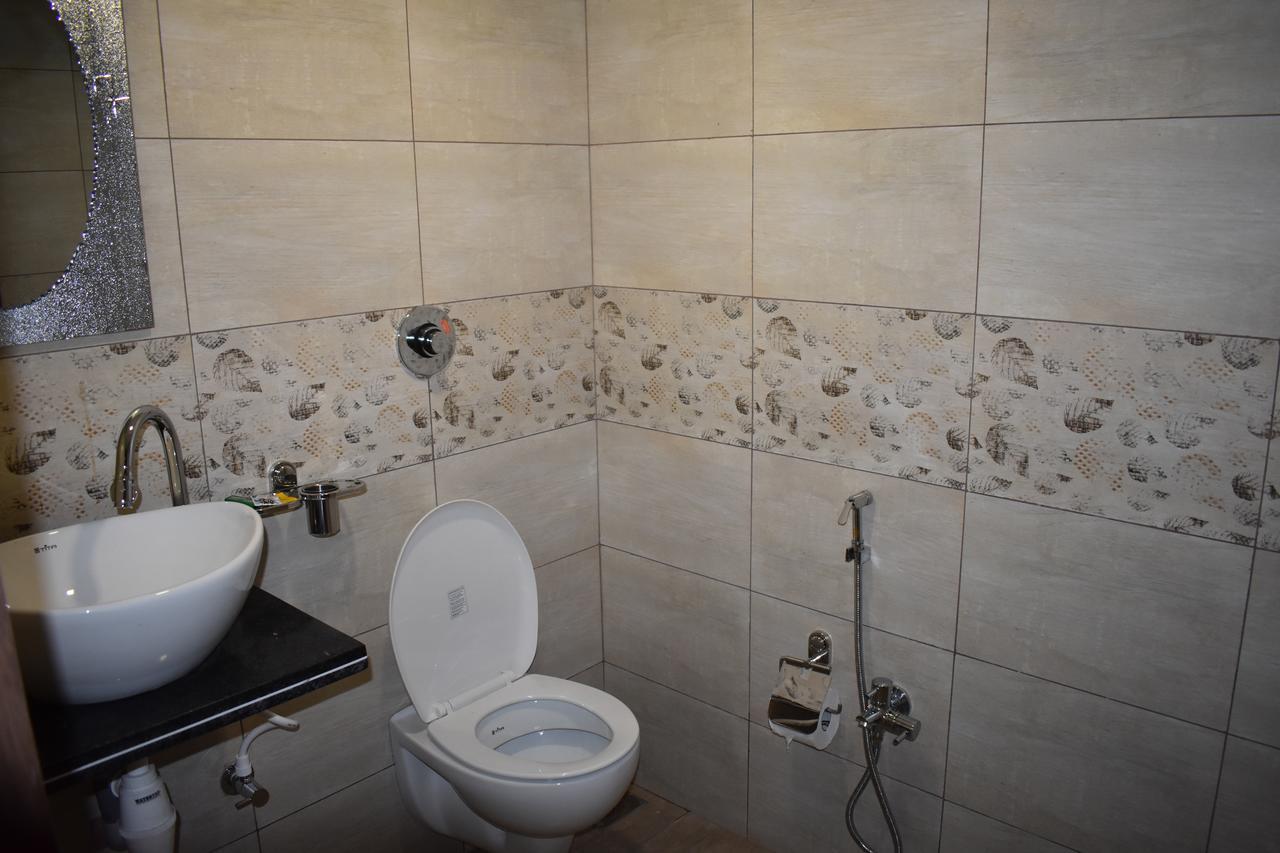 Hotel Shyam Palace Bhuj Luaran gambar