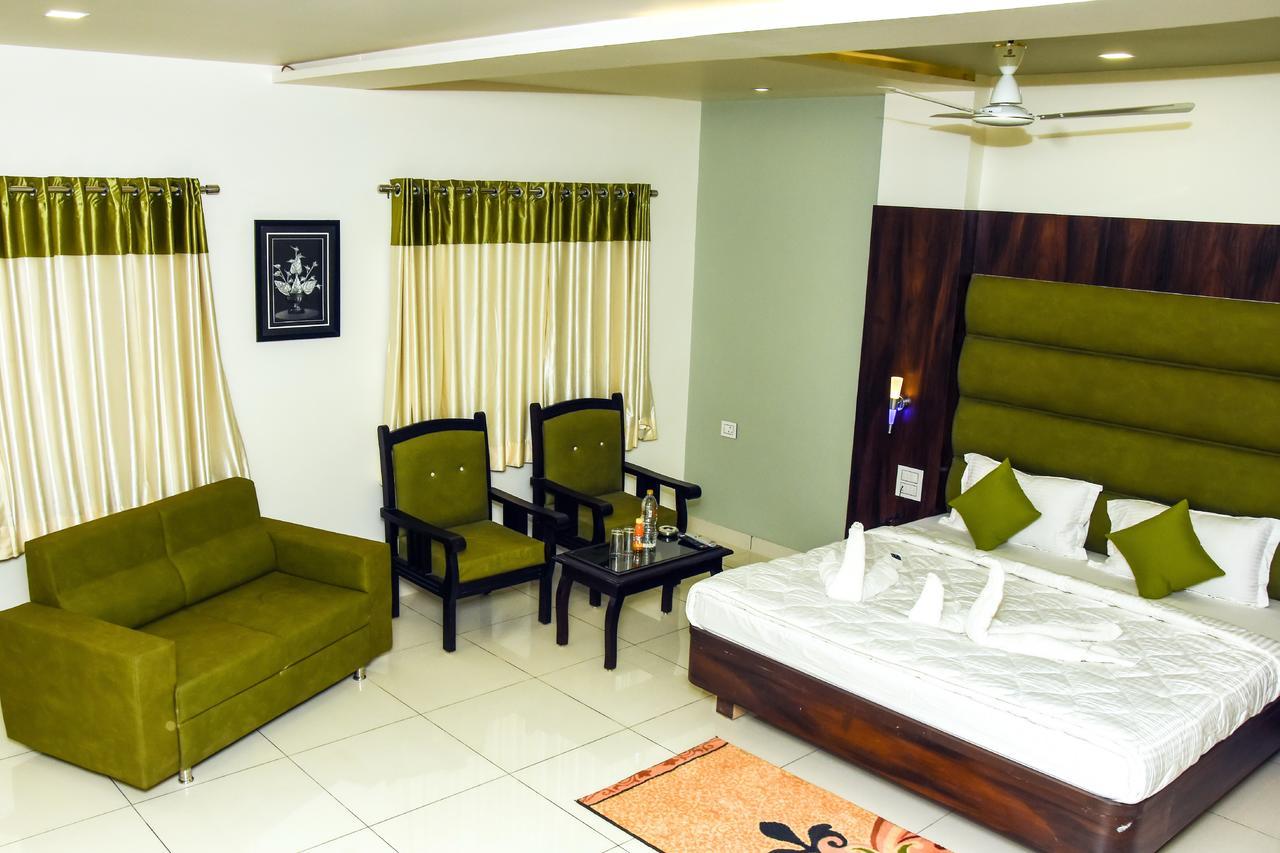 Hotel Shyam Palace Bhuj Luaran gambar