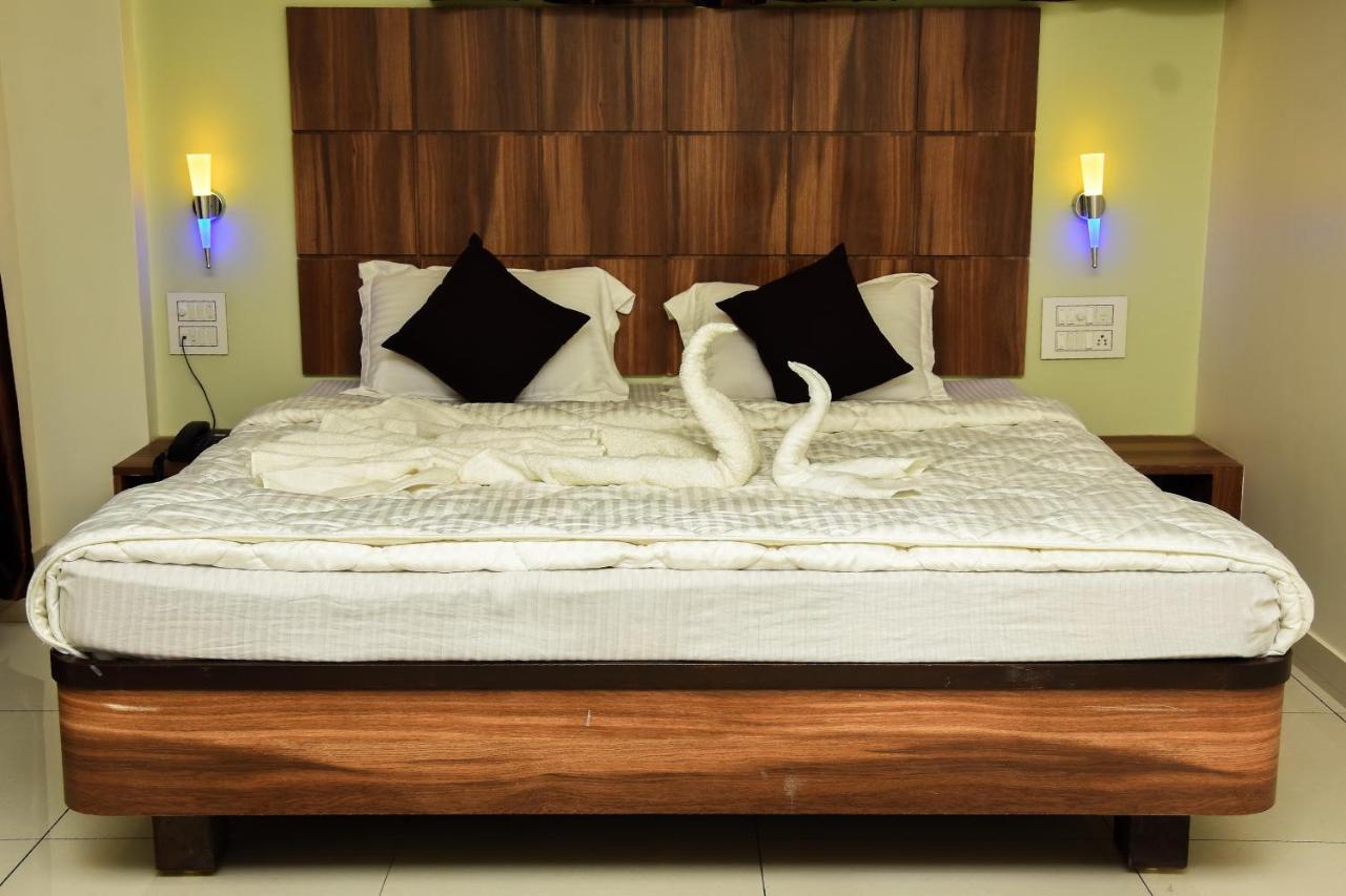 Hotel Shyam Palace Bhuj Luaran gambar